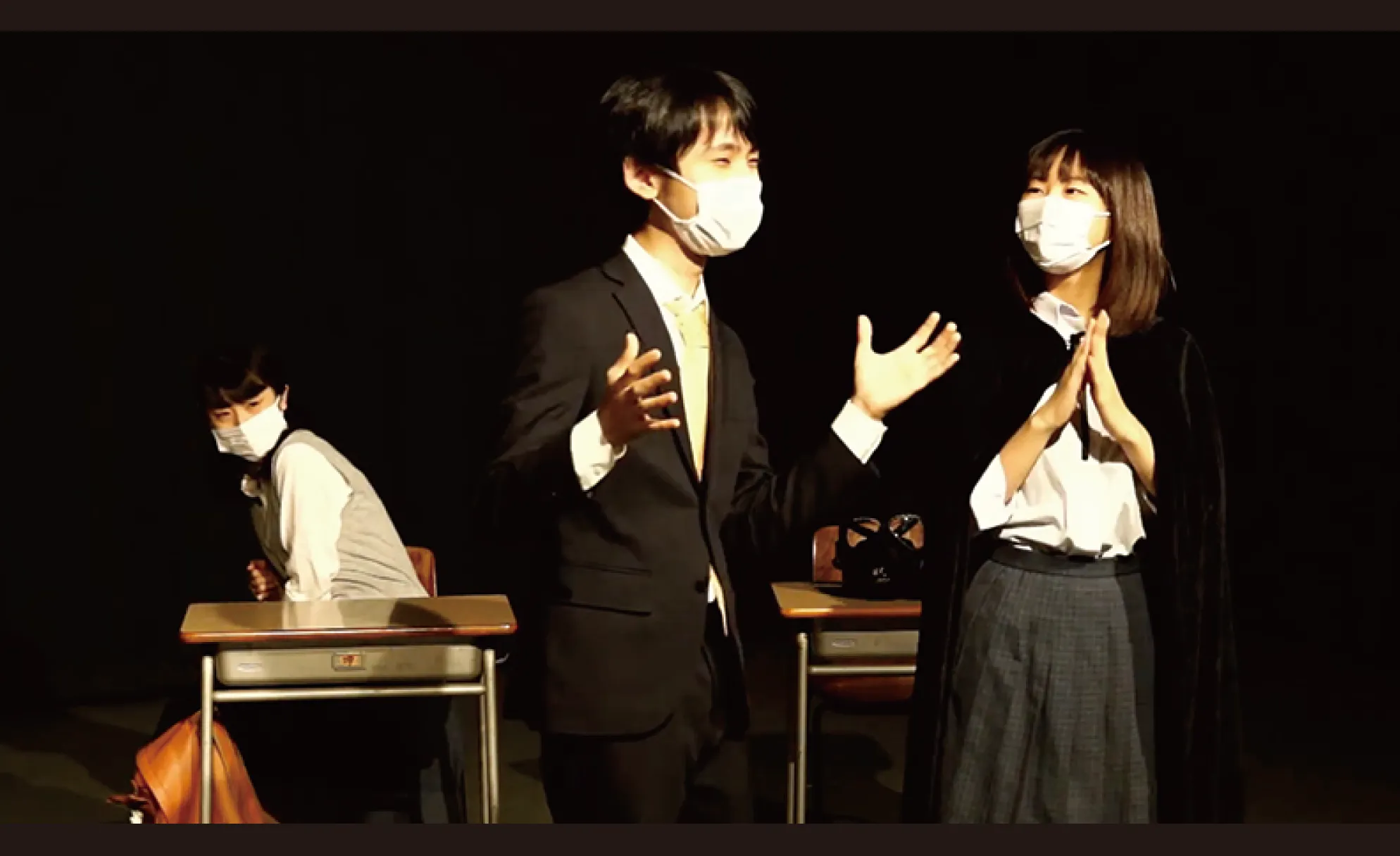 演者として舞台に立った演劇作品「授業参観」(オンライン配信/4年次)