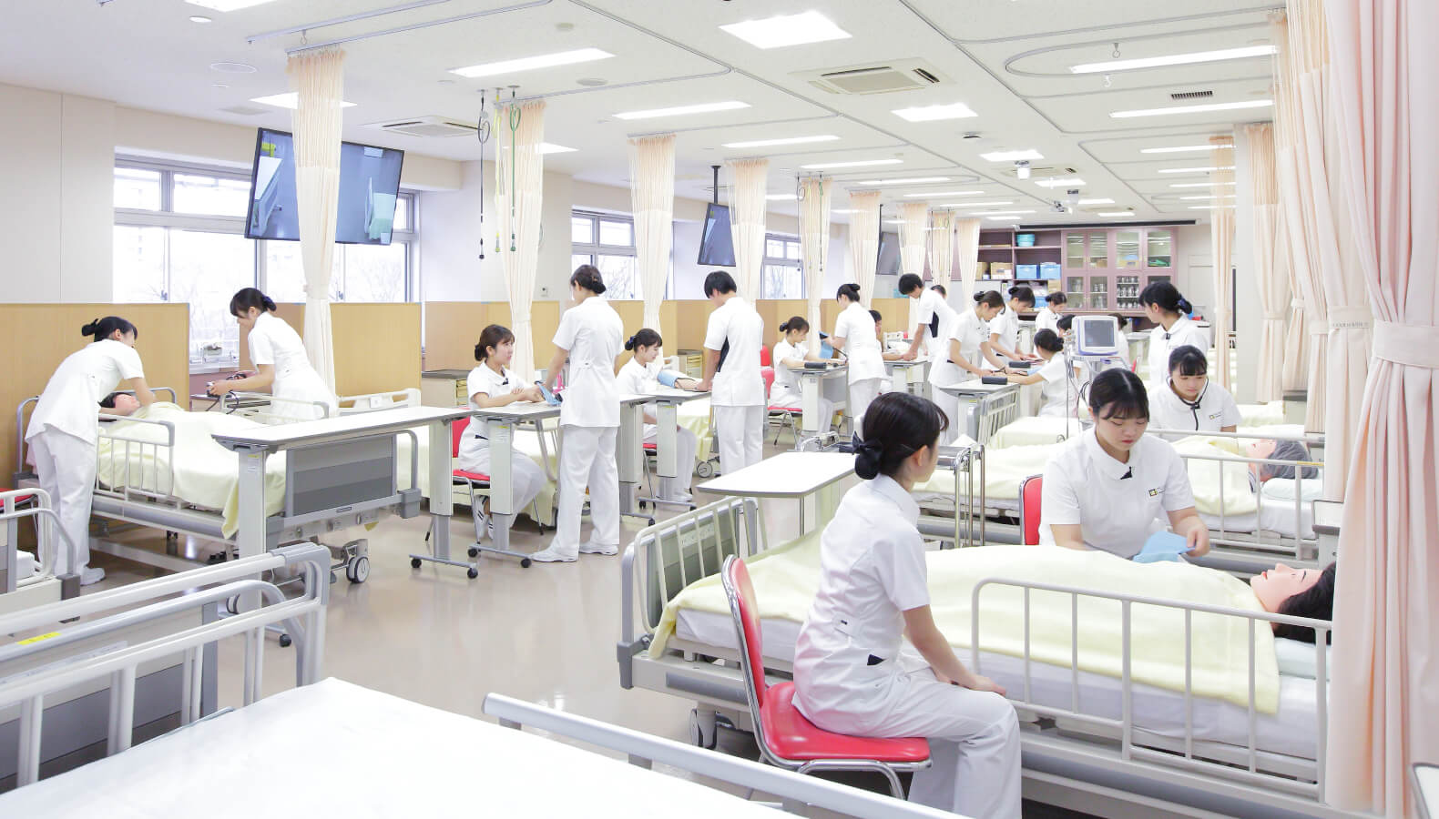 国立病院機構 名古屋医療センターと連携して看護師を養成 看護学科